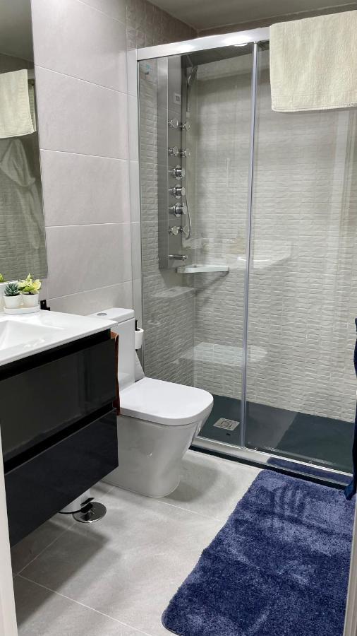 Madrid Villa Suites Aquamarina Buitenkant foto